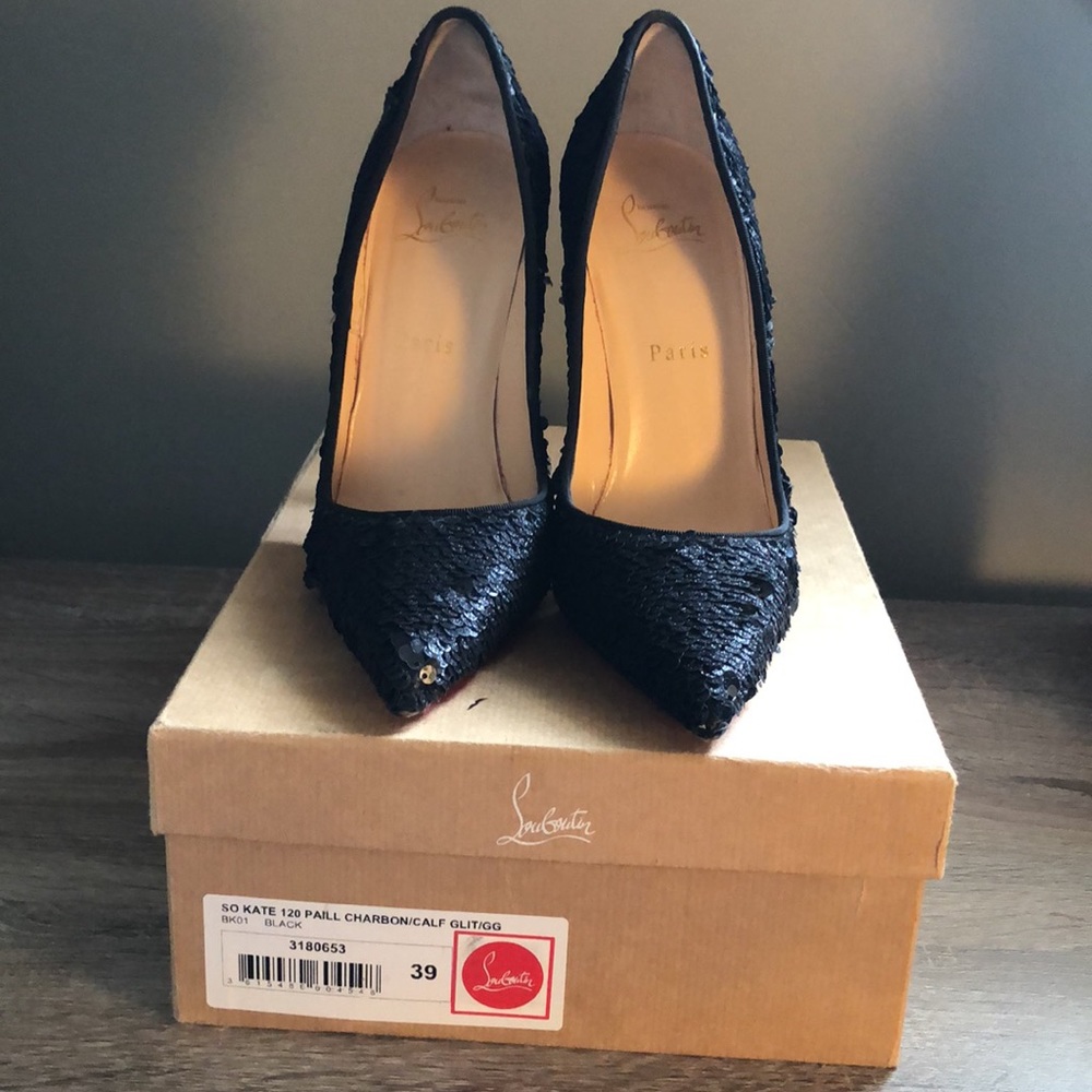 Christian Louboutin So Kate